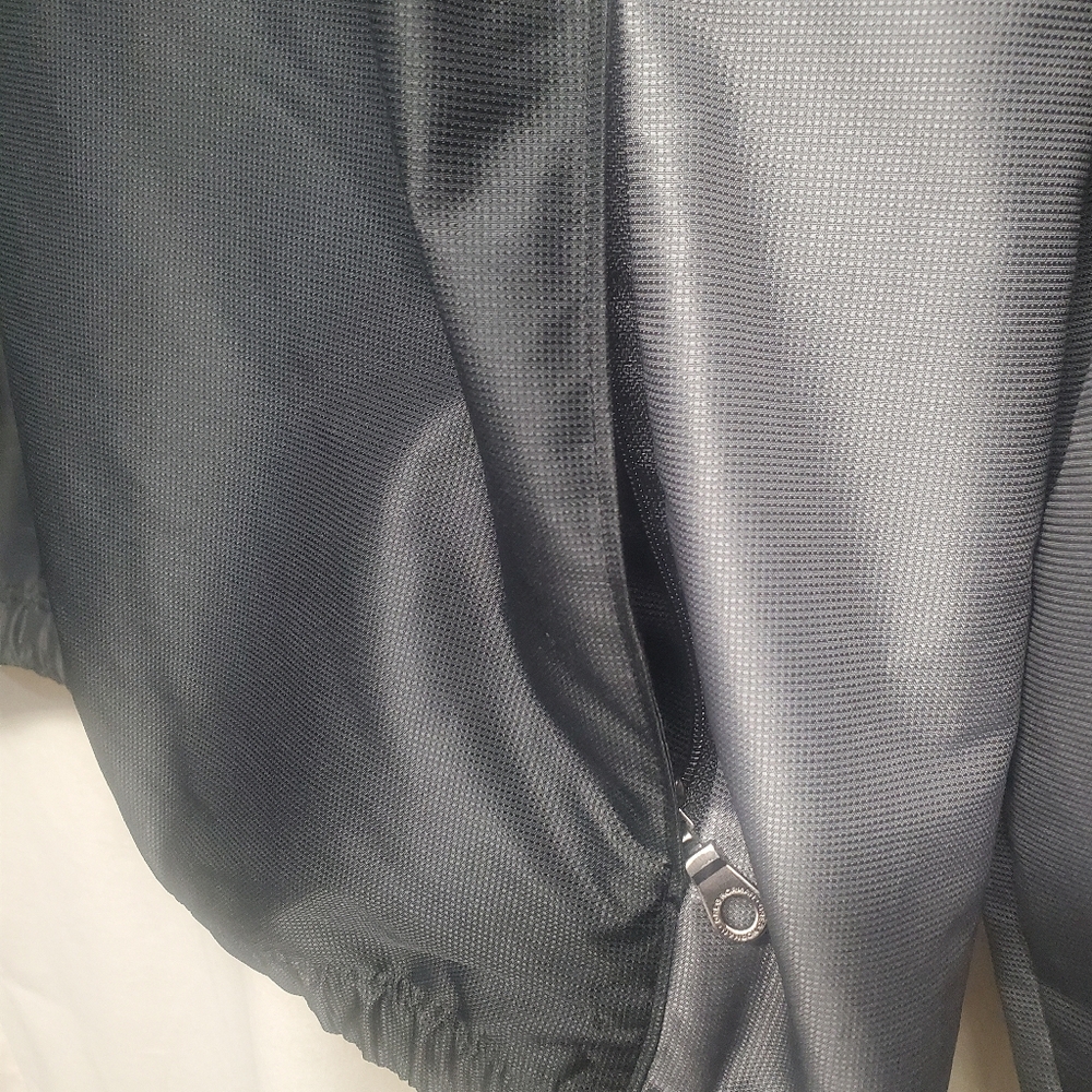 Greg Norman - 2009 Collection Black and Gray Windbreaker & Vest - Picture 3 of 10